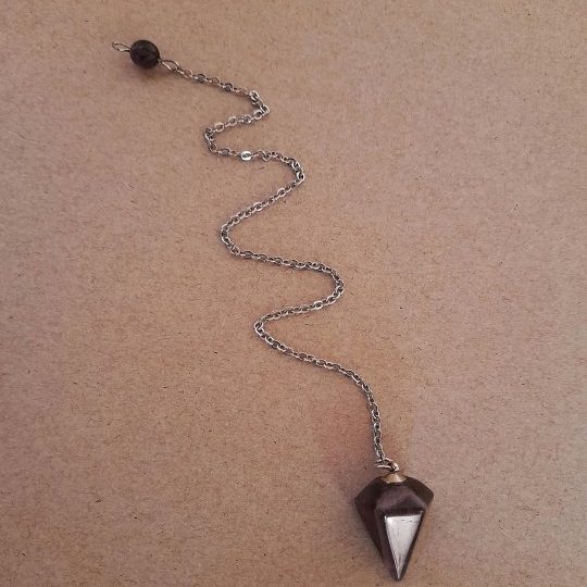 pendulum-6998192_1280 (Custom)